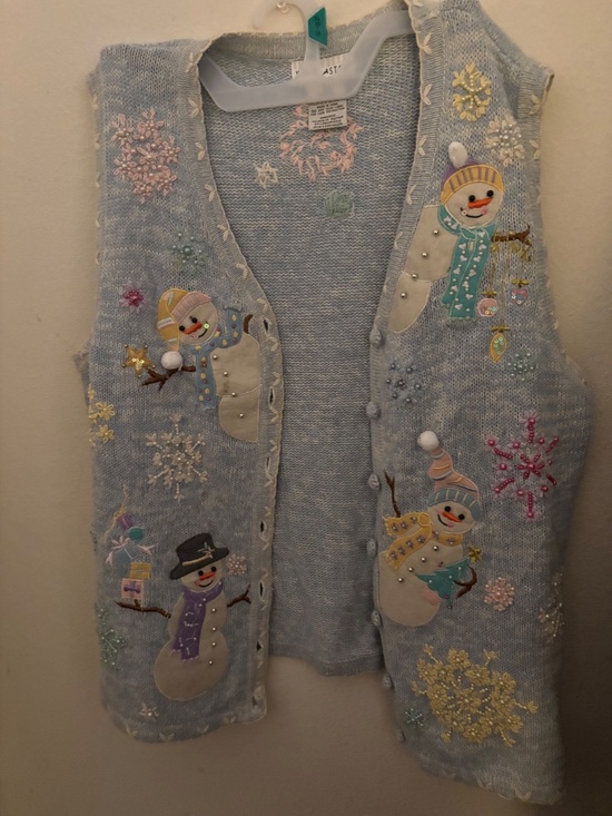 White Stag Snowman Sweater Vest - Picture 2 of 5
